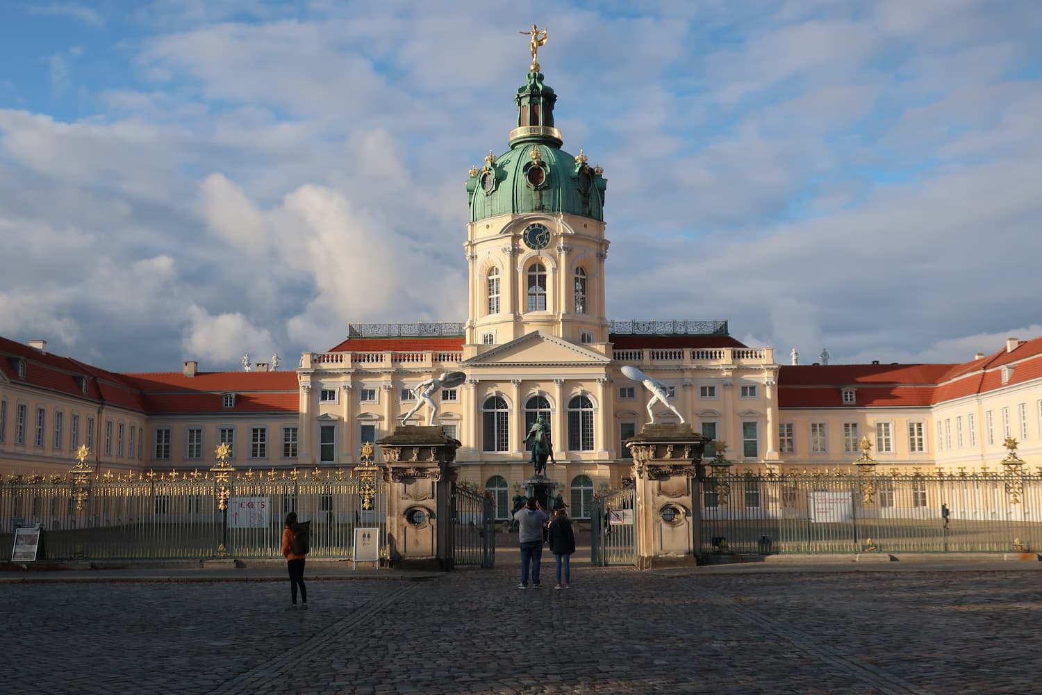 ベルリンで必見の美しい宮殿「シャルロッテンブルク宮殿」