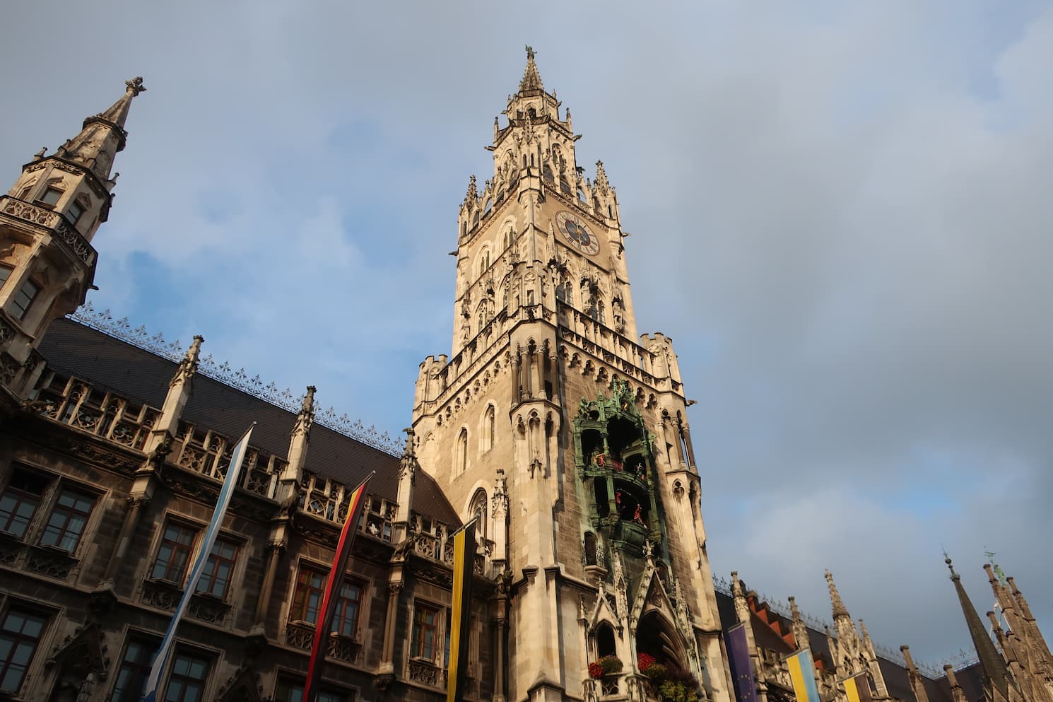 鉄道で巡る南ドイツの美しい街々：ミュンヘンを含むモデルコースと観光のハイライト